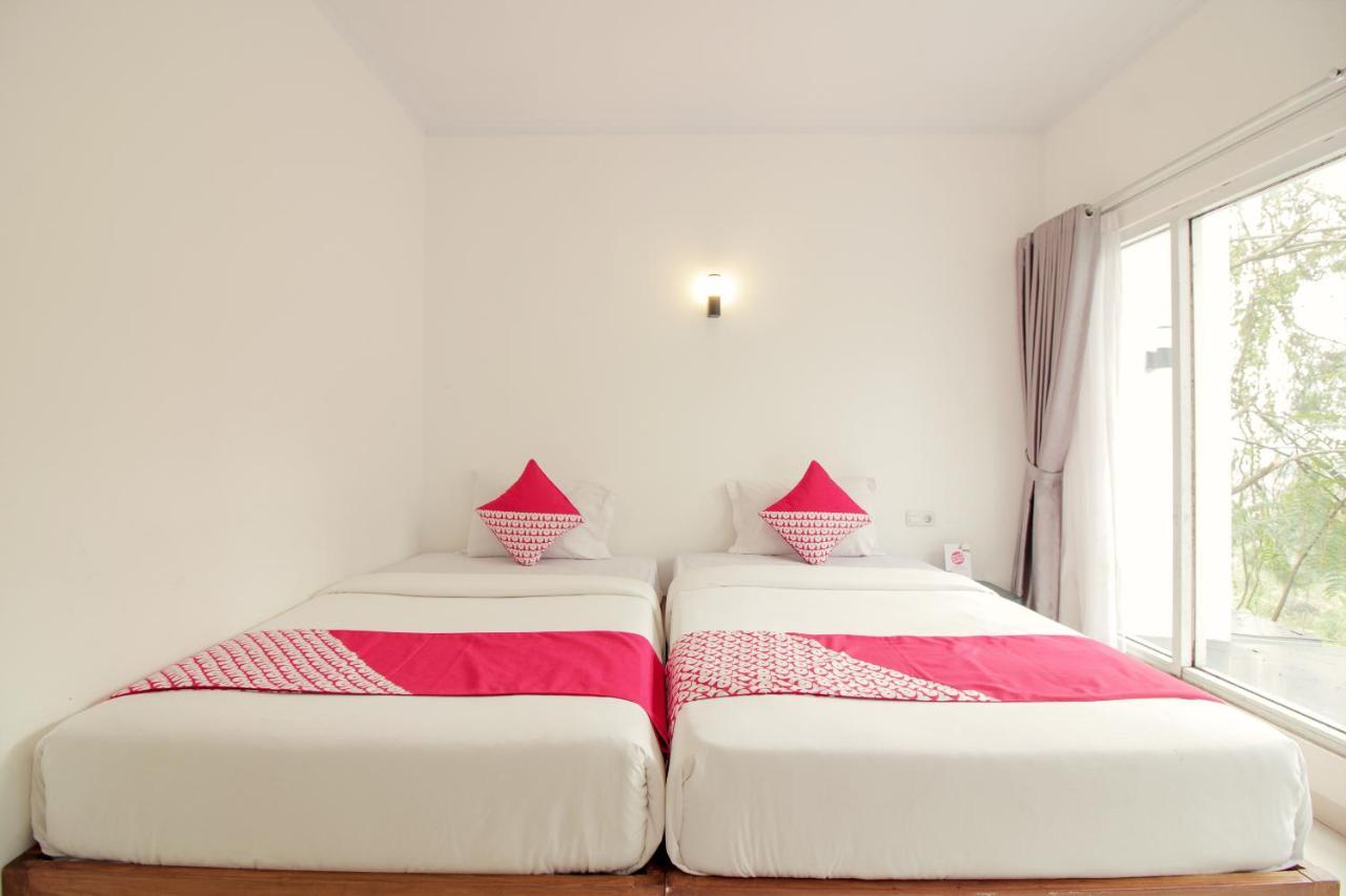 למבאנג Oyo 396 Tibrae Residence Syariah מראה חיצוני תמונה