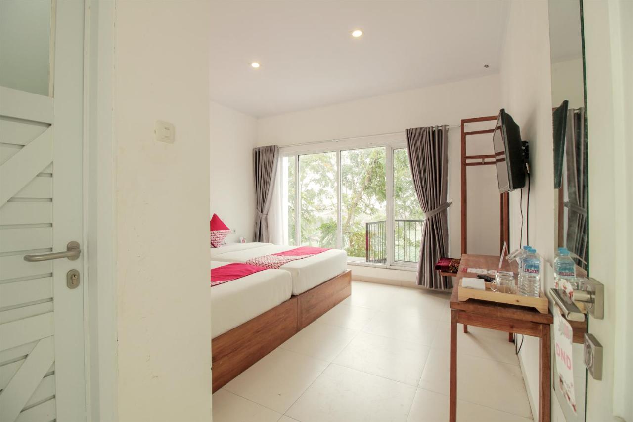למבאנג Oyo 396 Tibrae Residence Syariah מראה חיצוני תמונה